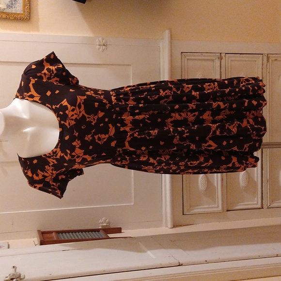 Apt. 9 Dresses & Skirts - Apt 9 stretch brown and orange stretch dress Sz S